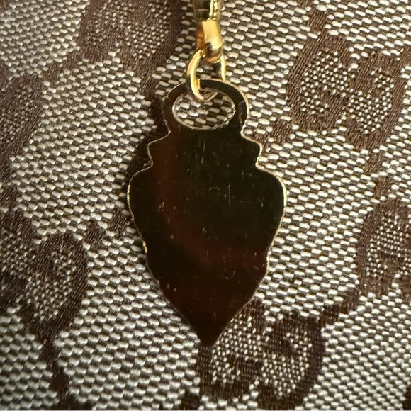 Authentic Gucci zipper pull vintage charm . Gold tone BEAUTIFUL! - Picture 6 of 9